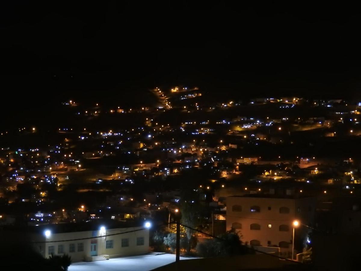 Amro Petra Apartment Vádi Músza Kültér fotó