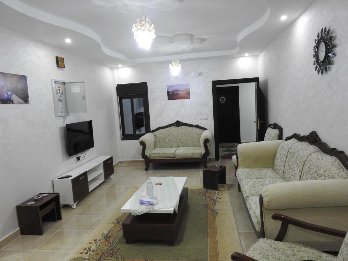 Amro Petra Apartment Vádi Músza Kültér fotó
