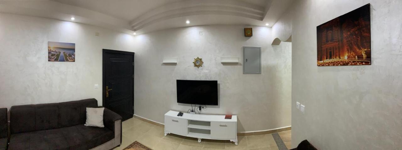 Amro Petra Apartment Vádi Músza Kültér fotó