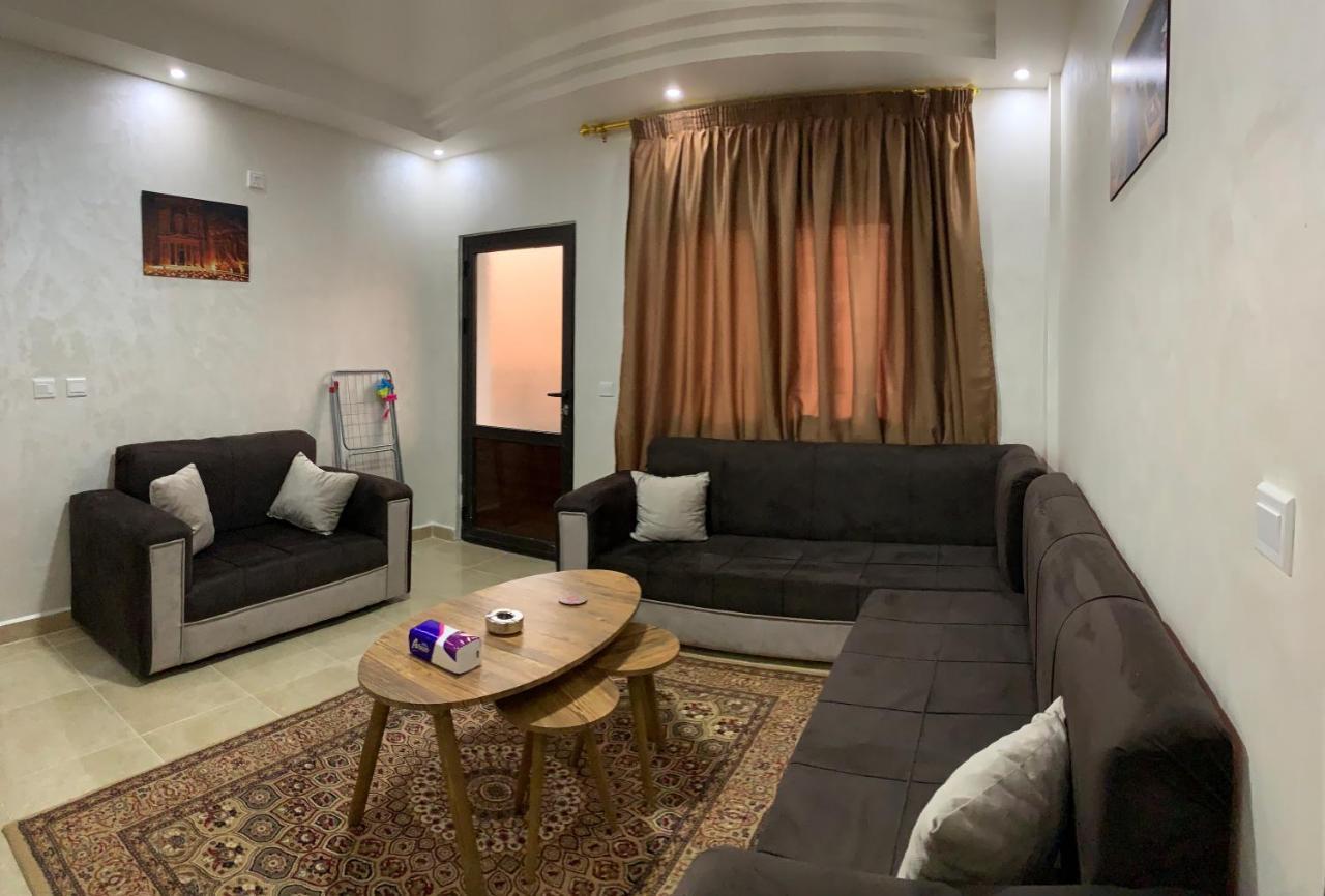 Amro Petra Apartment Vádi Músza Kültér fotó