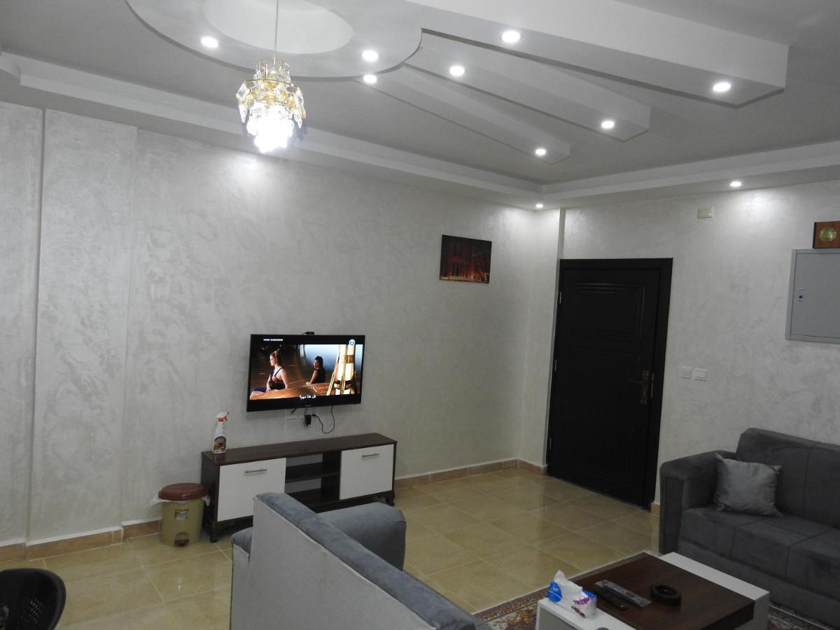 Amro Petra Apartment Vádi Músza Kültér fotó