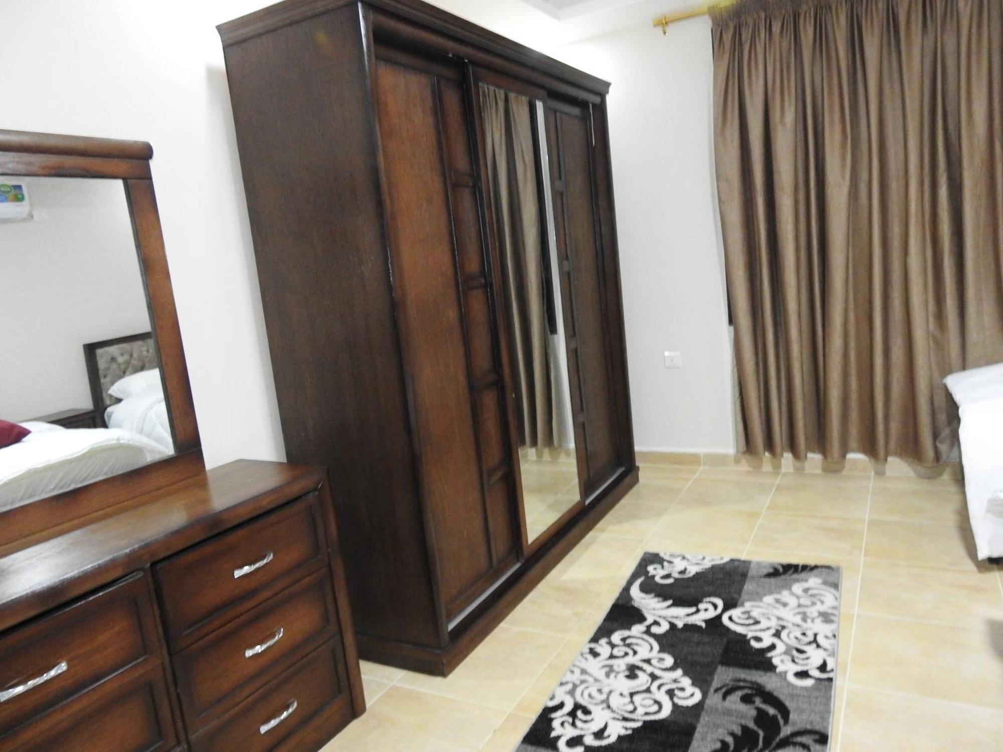 Amro Petra Apartment Vádi Músza Kültér fotó